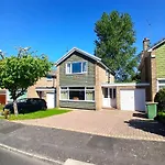 Дом отдыха House Near Moors, 10 Minutes Walk To High Street Гисборо